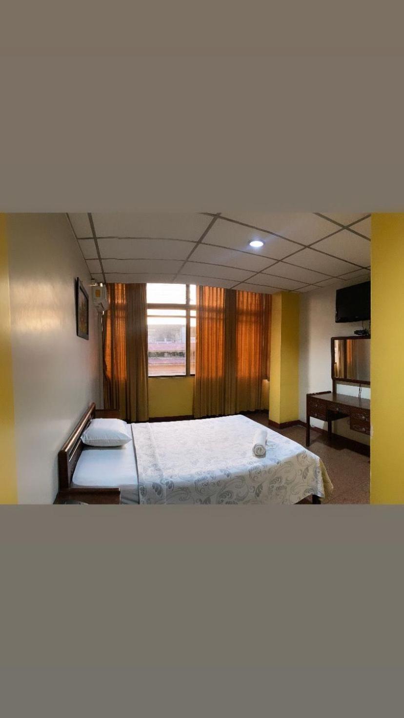 Hotel Andes Inn Guayaquil Exterior photo